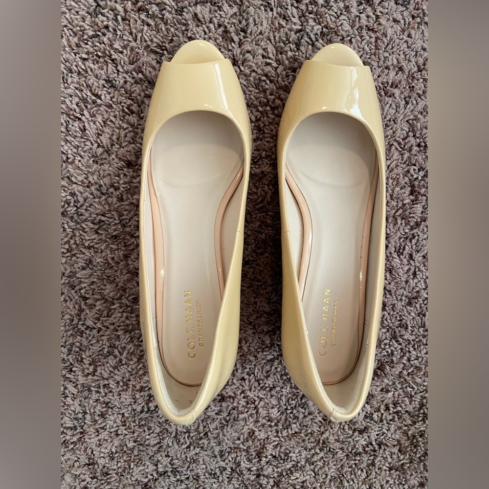 Cream COLE HAAN Open toed heels